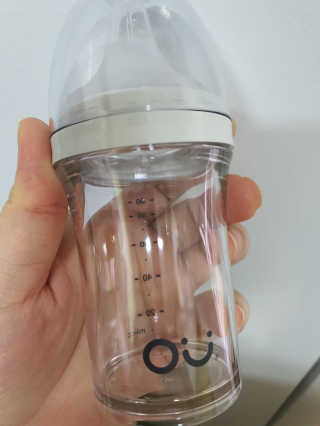 엄마의 바램을 담은 프리미엄 감성젖병 오유위시 90ml — 5점을 준 리뷰어가 2020년 3월 올린 사용 사진