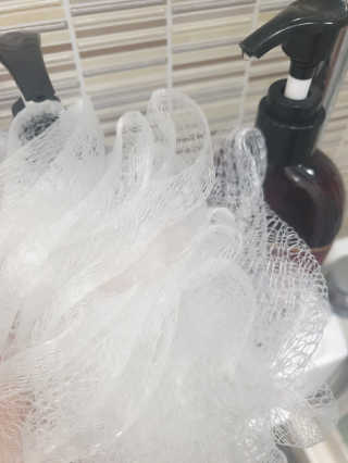 아미니 비노테라 오일워시 400ml 대용량 — 4점을 준 리뷰어가 2019년 10월 올린 사용 사진