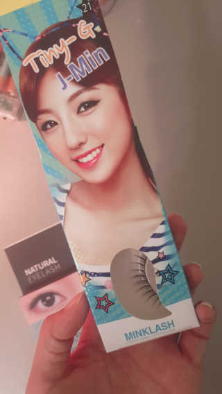 피카소 밍크래쉬속눈썹 1종 + 내추럴속눈썹 1종 랜덤증정 — 5점을 준 리뷰어가 2019년 9월 올린 사용 사진