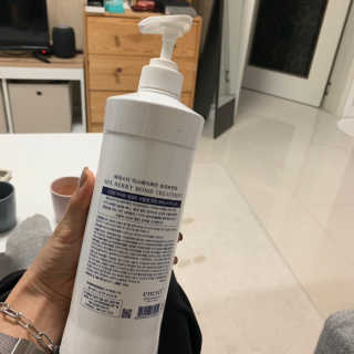(주)에네스티 믹스베리 폭탄 트리트먼트 1000g — 5점을 준 리뷰어가 2019년 10월 올린 사용 사진
