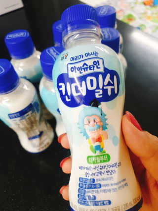 남양유업 [ 아인슈타인 ] 머리가 마시는 아인슈타인 킨더밀쉬 — 5점을 준 리뷰어가 2020년 3월 올린 사용 사진