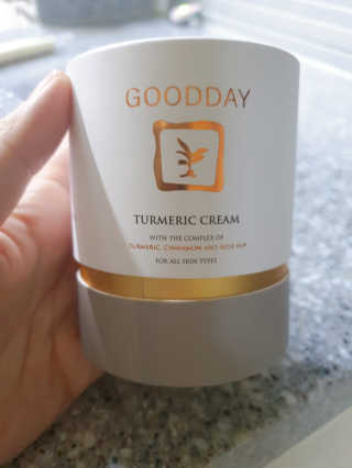 GoodDay Skincare GoodDay 강황크림 50g — 3점을 준 리뷰어가 2020년 1월 올린 사용 사진