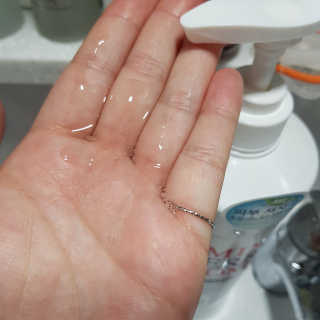 (주)에네스티 믹스베리 단백질 폭탄 샴푸 1000g — 5점을 준 리뷰어가 2019년 10월 올린 사용 사진