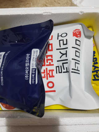 홍대미미네국물떡볶이 [홍대미미네]오리지널 국물 떡볶이4팩 + 라면사리 — 5점을 준 리뷰어가 2019년 4월 올린 사용 사진