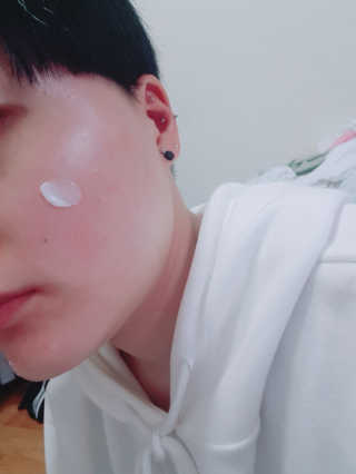 셀라피 에이리페어플러스크림 — 4.17점을 준 리뷰어가 2018년 4월 올린 사용 사진
