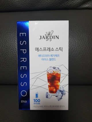 (주)쟈뎅 [쟈뎅] 에스프레소스틱 아이스블렌드 — 3점을 준 리뷰어가 2019년 5월 올린 사용 사진