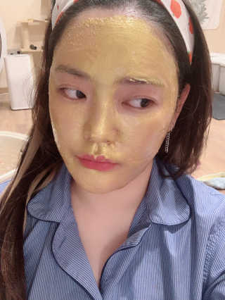 프레뉴 매직 24K골드, 로즈골드 필오프팩 세트 — 4점을 준 리뷰어가 2019년 5월 올린 사용 사진