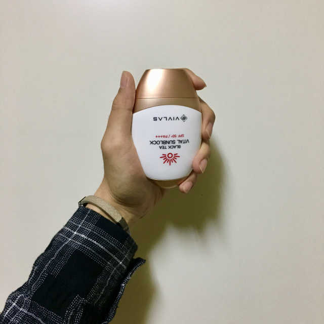 블랙티 바이탈 선블록 리뷰 사진