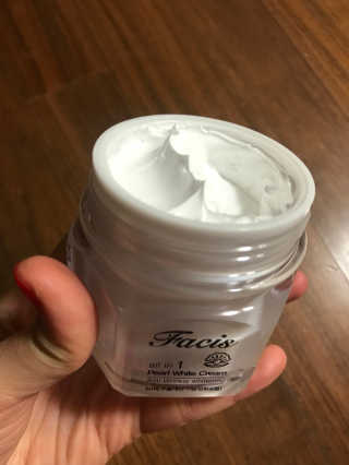 파시스 올인원 진주 화이트닝 크림 100ml — 2.5점을 준 리뷰어가 2018년 12월 올린 사용 사진
