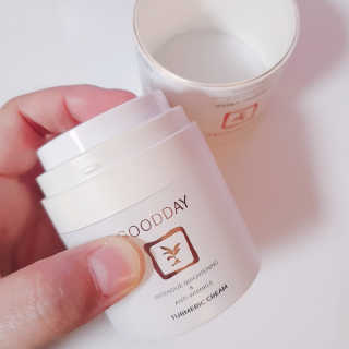 GoodDay Skincare GoodDay 강황크림 50g — 5점을 준 리뷰어가 2019년 12월 올린 사용 사진