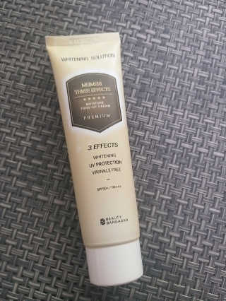 메이메리 쓰리이펙츠 모이스처 톤업크림 50ml — 4.5점을 준 리뷰어가 2020년 1월 올린 사용 사진