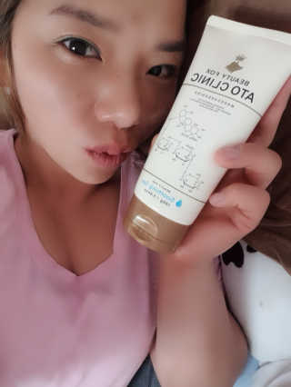 뷰티여우_아토클리닉 [아토클리닉] 아기들이 쓰는 보습, 진정 수딩젤 2개 — 3.5점을 준 리뷰어가 2019년 5월 올린 사용 사진