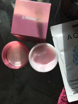 Wishtrend Acid-Duo 히비스커스 63 크림 — 4.5점을 준 리뷰어가 2019년 11월 올린 사용 사진
