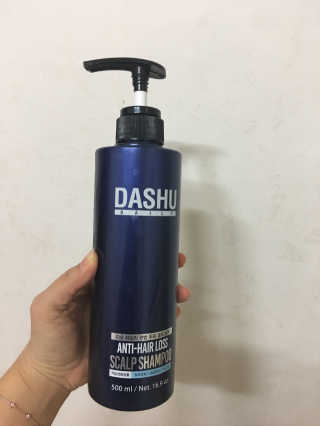 다슈코리아 다슈 데일리 한방 두피 골드 샴푸 500ml — 5점을 준 리뷰어가 2017년 12월 올린 사용 사진