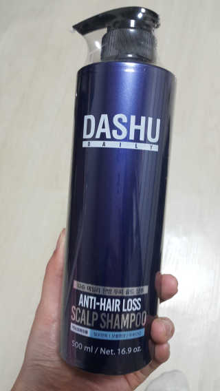 다슈코리아 다슈 데일리 단백질 한방 두피 골드 샴푸 500ml — 5점을 준 리뷰어가 2020년 3월 올린 사용 사진