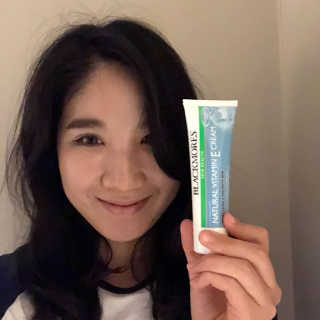 블랙모어스 내츄럴 비타민 E 크림 — 5점을 준 리뷰어가 2018년 3월 올린 사용 사진