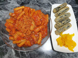 화곡미담 옛날 떡볶이 — 5점을 준 리뷰어가 2020년 4월 올린 사용 사진