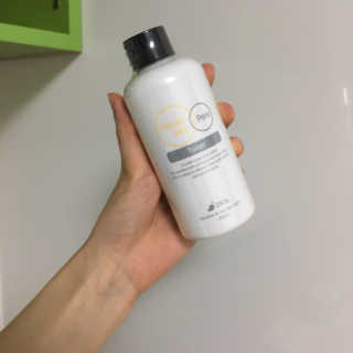 이솔화장품 이솔 세범 리스 포어 토너 200ml — 5점을 준 리뷰어가 2018년 8월 올린 사용 사진