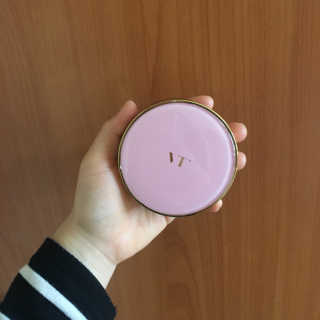 브이티 코스메틱 VT 리얼 콜라겐 팩트 — 3.5점을 준 리뷰어가 2017년 4월 올린 사용 사진