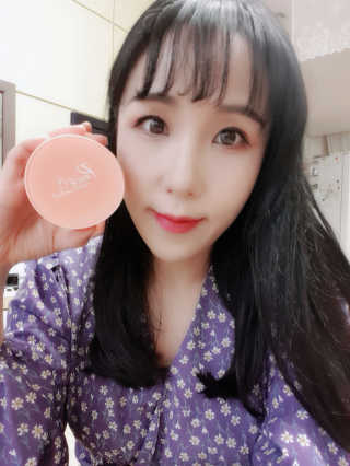 [블랙루즈] 피치 커버 벨벳 쿠션 2종 중 택1 — 4점을 준 리뷰어가 2019년 10월 올린 사용 사진