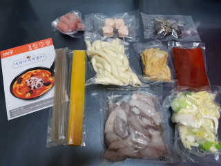 땡땡쿡 쓰촨 마라 낙지 국물 떡볶이 2인분 875g — 5점을 준 리뷰어가 2019년 10월 올린 사용 사진