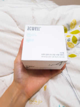 아크웰 아쿠아 클리니티 수분크림 — 3.83점을 준 리뷰어가 2018년 10월 올린 사용 사진