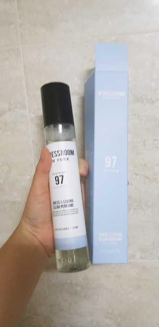 더블유드레스룸 드레스퍼퓸 150ml — 4.67점을 준 리뷰어가 2018년 10월 올린 사용 사진