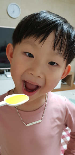 오메가-3스무디 [오메가스무디] 짜먹는 오메가3 DHA 임산부 어린이 — 5점을 준 리뷰어가 2019년 3월 올린 사용 사진