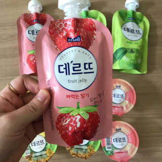 데르뜨 떠먹는 과일 3종, 짜먹는 과일 2종 총 10개 체험 — 5점을 준 리뷰어가 2020년 3월 올린 사용 사진