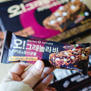 오그래놀라 카카오유산균볼 오그래놀라바 카카오앤유산균볼 — 5점을 준 리뷰어가 2020년 3월 올린 사용 사진