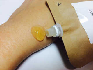 로사퍼시픽 노디자인 셋트(T존 크림, U존 에센스) — 4.33점을 준 리뷰어가 2017년 5월 올린 사용 사진