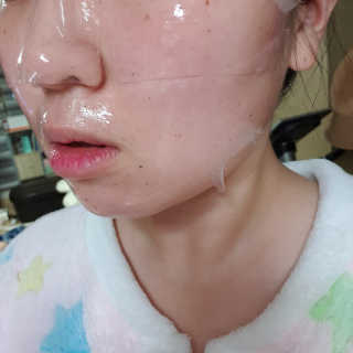 더메이블 라벤더 스킨 릴리프 하이드로겔 마스크 — 4.5점을 준 리뷰어가 2018년 12월 올린 사용 사진