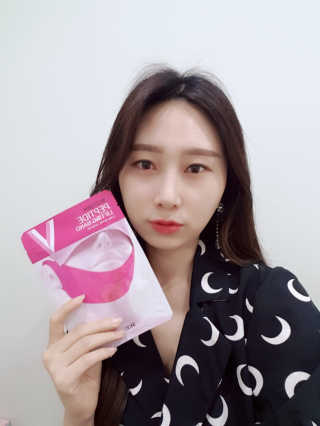 스케덤 펩타이드 리프팅밴드 — 5점을 준 리뷰어가 2019년 6월 올린 사용 사진