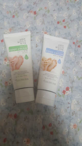 (주)에네스티 에네스티 수안수 실크스킨 풋크림 1+1 — 4.5점을 준 리뷰어가 2019년 9월 올린 사용 사진