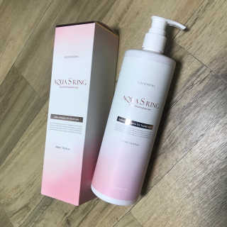 아쿠아큐링 아쿠아S링 퓨어리프레싱 헤어케어 500ml — 4.17점을 준 리뷰어가 2018년 8월 올린 사용 사진
