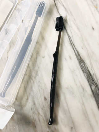 the naked object 디블랙 실리콘 잇몸 칫솔 — 3점을 준 리뷰어가 2020년 2월 올린 사용 사진