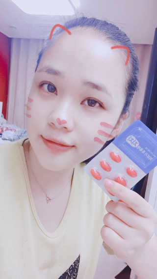 지지랩 [먹는히알루론산] 피부가 촉촉해지지 500mg x 12캡슐 — 5점을 준 리뷰어가 2019년 12월 올린 사용 사진