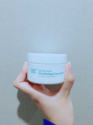 맨즈스킨 워터빌딩크림 점보 — 5점을 준 리뷰어가 2017년 10월 올린 사용 사진