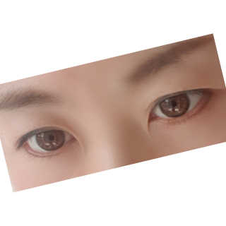 우드버리 1.5mm 스키니 젤 아이라이너 — 5점을 준 리뷰어가 2019년 5월 올린 사용 사진
