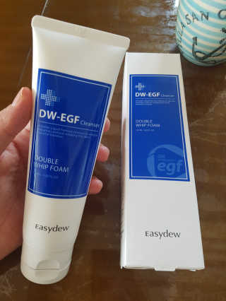 초미세먼지 OUT 이지듀 DW-EGF 더블휩폼 — 5점을 준 리뷰어가 2018년 3월 올린 사용 사진