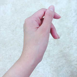 [후르디아] 모공케어 겉보속촉 여름 수분크림 — 1점을 준 리뷰어가 2019년 8월 올린 사용 사진