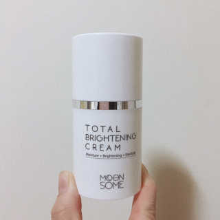 MOONSOME 문썸 토탈 브라이트닝 크림 50ml — 4점을 준 리뷰어가 2019년 3월 올린 사용 사진