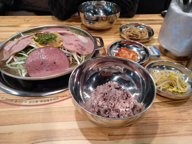 [이태리부대찌개 종각역점] 부대전골 2인 리뷰 사진