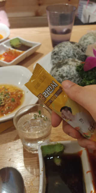 정찬우 꽐라만시 [찬우s]꿀라만시 — 4점을 준 리뷰어가 2019년 5월 올린 사용 사진