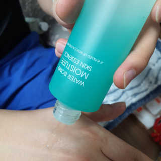 오지아이 워터 밤 모이스처 스킨 에센스 180ml — 4점을 준 리뷰어가 2020년 2월 올린 사용 사진