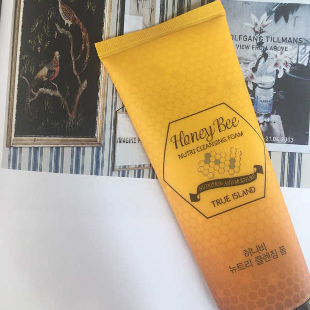 트루아일랜드 허니비 뉴트리 클렌징 폼 리뷰 사진