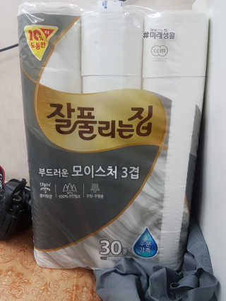 잘풀리는집 부드러운 모이스처 3겹 화장지 30롤 — 5점을 준 리뷰어가 2019년 5월 올린 사용 사진