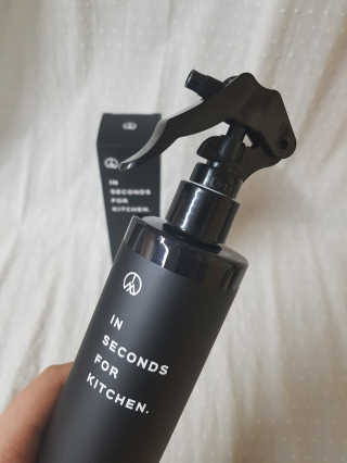 PEACE MOMENT 피스모먼트 인세컨즈포키친 320mL 천연살균소독제 — 4점을 준 리뷰어가 2019년 2월 올린 사용 사진
