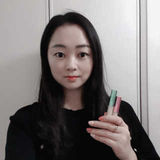 [블랙루즈] 펄블리 아이 글리터 2종 — 4점을 준 리뷰어가 2019년 1월 올린 사용 사진