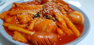 오이런국물떡볶이 — 5점을 준 리뷰어가 2018년 12월 올린 사용 사진